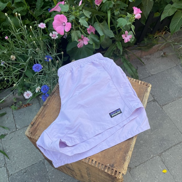 Patagonia Other - Patagonia Baggies Shorts Girls XXL light purple
